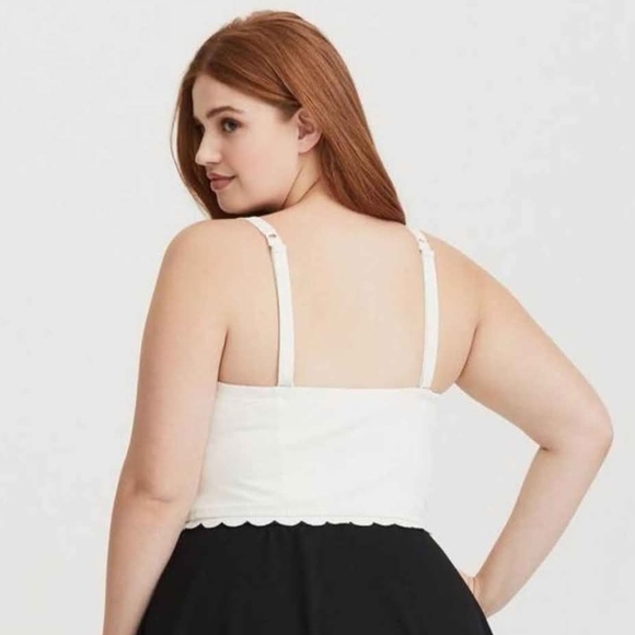 NWT Torrid Black and White Scalloped Tankini ~14W - Picture 2 of 5